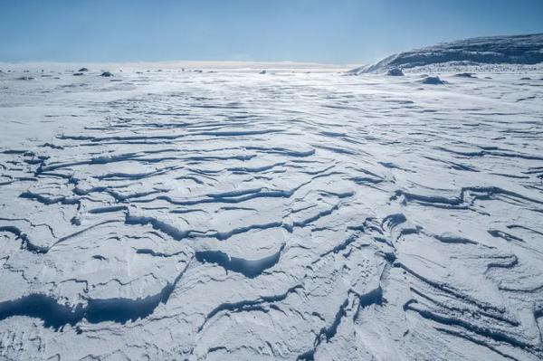 南极洲是一片沙漠